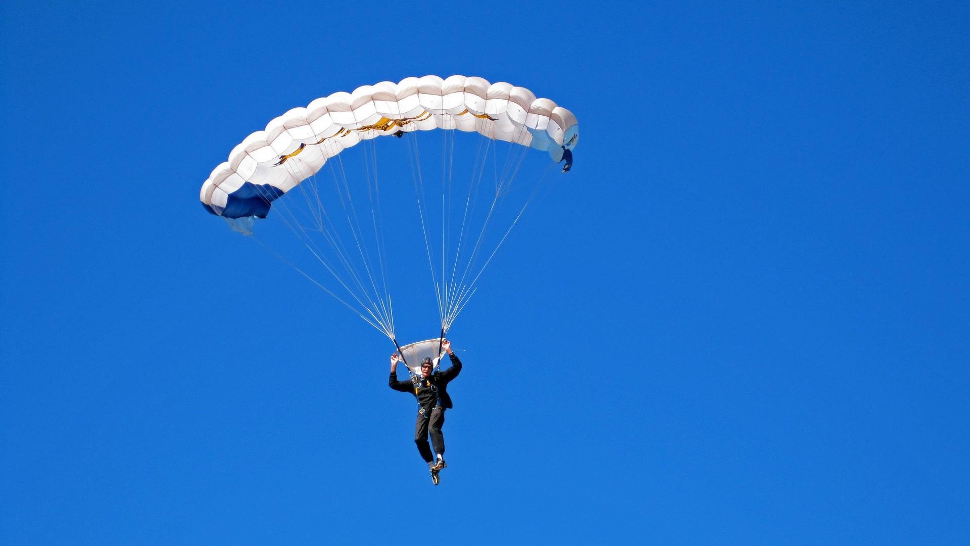 _顶尖选手的训练日常:高强度备战揭秘_,顶尖选手遇难